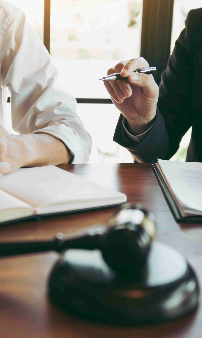 Lĩnh vực hoạt động: Dịch vụ tư vấn Tài chính và Pháp lý